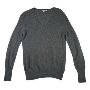 Halogen 100% Cashmere Fuzzy Sweater Women's Size Medium M Dark Gray Knit V-Neck